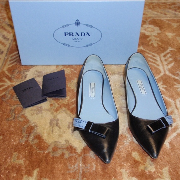 Prada Black Leather Pointed Toe Ballet with Bow Size 37.5 - Picture 1 of 8